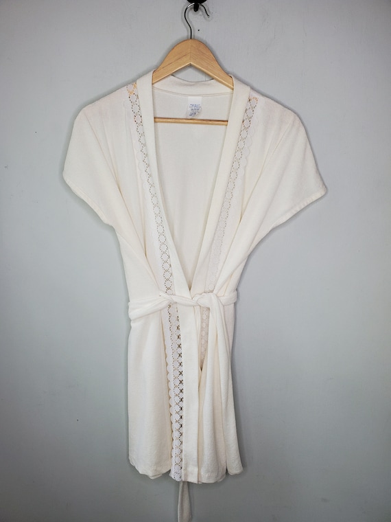 Vintage 60s Retro Short White Lace Terrycloth Bea… - image 4