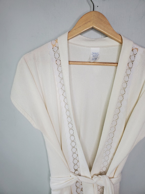 Vintage 60s Retro Short White Lace Terrycloth Bea… - image 5