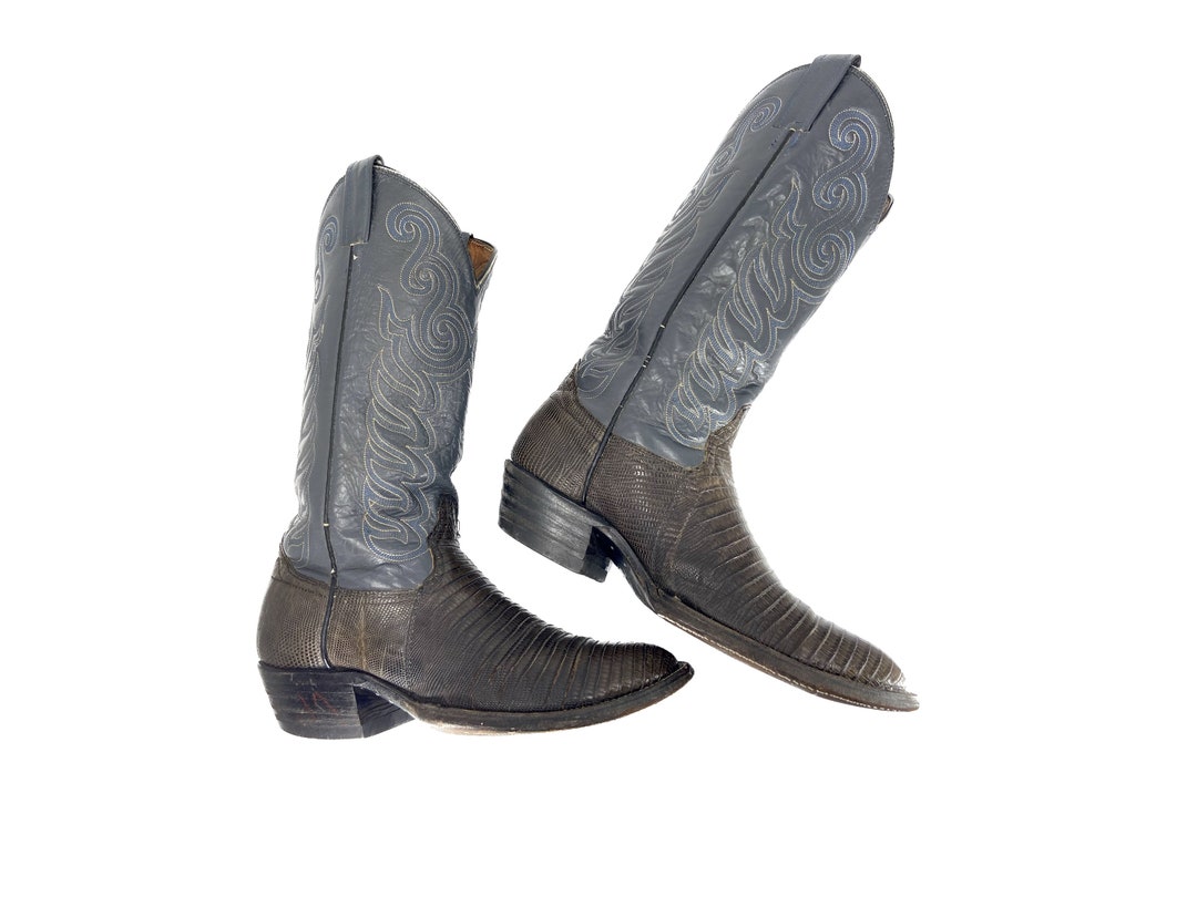 snakeskin cowboy boots square toe