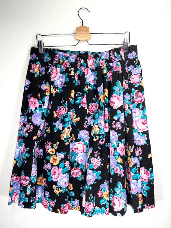 XL Black Floral Print Skirt // Vintage 90s Floral… - image 4