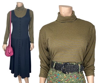 Striped Turtleneck with Greenish Tan and Black Stripes // Size Medium // 90s Light-Weight Turtleneck Shirt // 1268