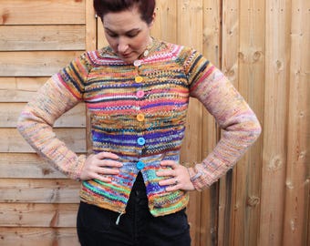Handgestrickte gestreifte und bunte Batik-Merino-Wolle, super weiche Damen-Strickjacke