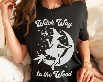 Camisa de hierba de Halloween Witch Way to the Weed Camisa de Halloween para mujer 420 Ropa Linda camiseta de cannabis Stoner Regalo para ella Witchcore Plus Size