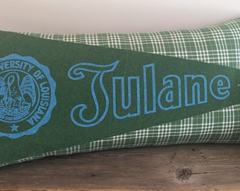 pennant pillow. Tulane University vintage pennant. school pennant. school spirit. graduation. student. alumni.