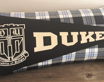 pennant pillow. Duke University vintage pennant. school pennant. school spirit. graduation. student. alumni.