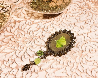 Broche résine laiton bronze perles feuille nature pour femme fait main pièce rare motif au choix vert bronze