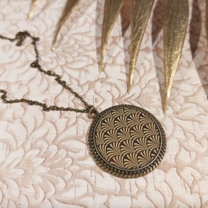 Ginkgo resin brass necklace fan waves Japan black brown bronze - for women Seigaiha Ginkgo Biloba retro vintage handmade medallion