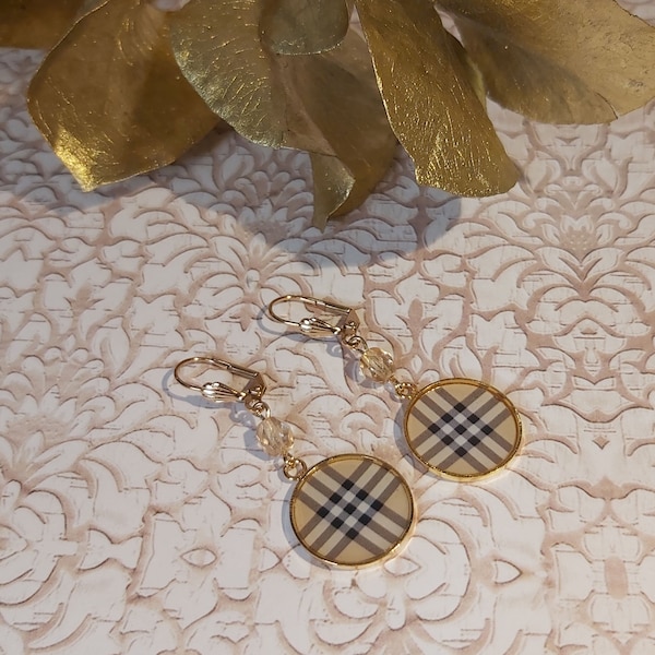 Boucles d'oreilles laiton doré ou bronze résine perles carreaux écossais tartan pour femme tartan fait main