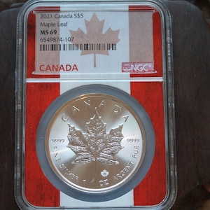 2021 Canada Maple Leaf MS69