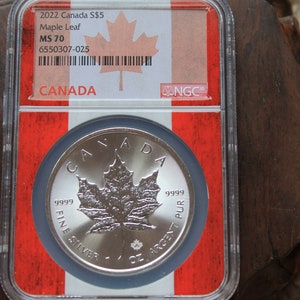 2022 Canada Maple Leaf MS70