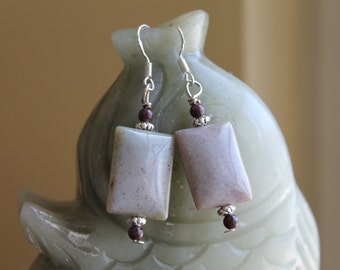Nice Rectangle Natural Indian Agate With Red Garnet Earrings, sterling silver hook 01