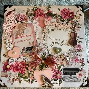 Libro de cartón Love y caja de regalo, miniálbum y soporte para caja, P 13 Soporte para caja de papel Love y libro de cartón