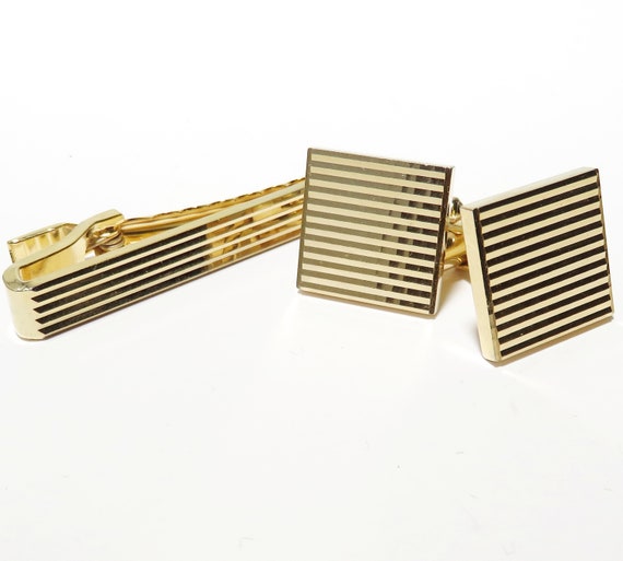 Royal Windsor Cufflinks and Tie Bar Gold-tone Vin… - image 1