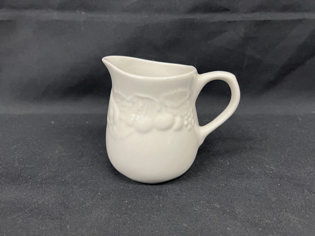 Tabletops Unlimited NATURE Creamer 3 7/8 Etsy