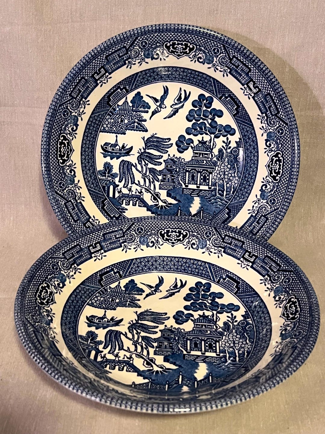 Churchill BLUE WILLOW Pair Dinner Plates, 10 1/4