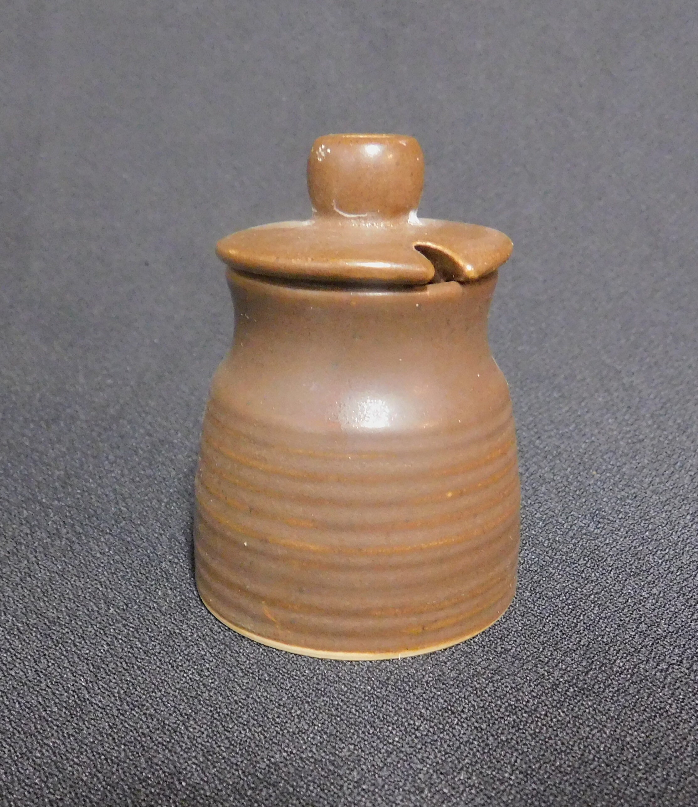 denby utensil jar