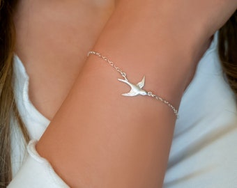 Bird Bracelet For Women, Dainty Dove Bracelet With Flying Bird Charm, Simple Minimalist Jewelry, Inspirational Gift For Her