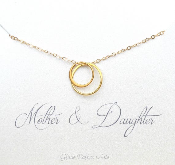 jewelry for mom on wedding day