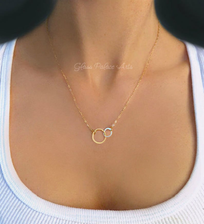 Baby Necklace For Mom, Push Present For Mom Infinity Jewelry, Gold Linked Circle Mother and Child Necklace, Dainty Baby Shower Gift image 5