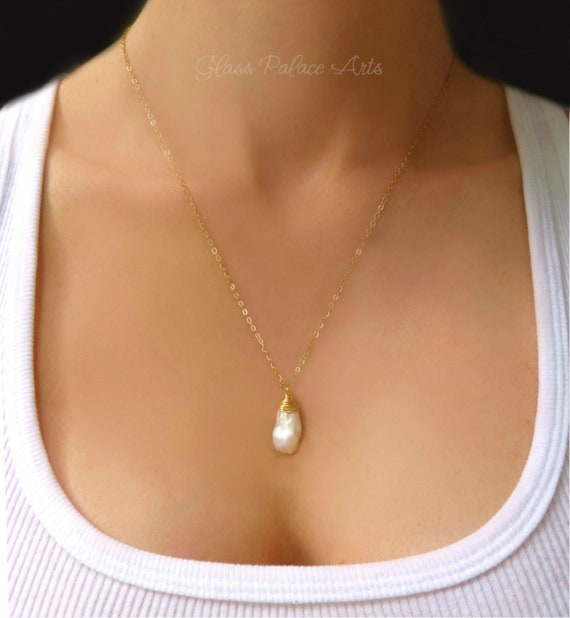 natural pearl pendant
