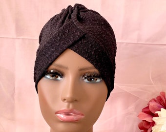 Turbante negro para la cabeza: elegante sombrero para quimioalopecia