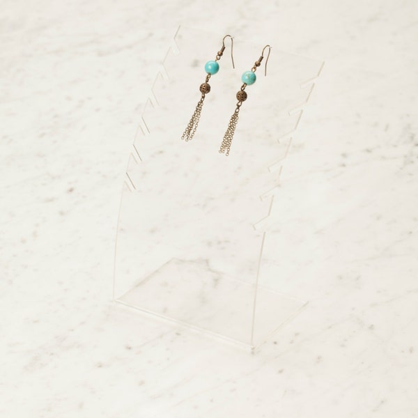 Pending earrings with teal pearls