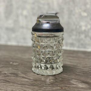 Vintage Cut Crystal Table Lighter – Diamond Pattern – Mid-Century Collectible – Spain