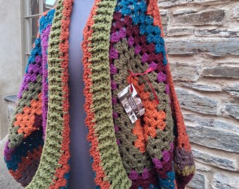 Crochet Cardigan _ granny square _ patchwork _vintage _ retro _ flower power _ 70's _ winter _ festival _ hat _ baby pink
