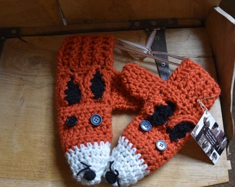 Crochet fox mittens _ fox gift _ fox scarf _ nature woodland gift _ Christmas_ fox gloves _ fox scarf