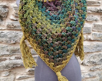 Crochet bandana scarf