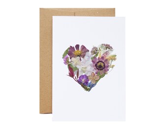 Carte de voeux, carte coeur de Saint-Valentin fleurs pressées, grande carte botanique imprimée numérique 5 x 7