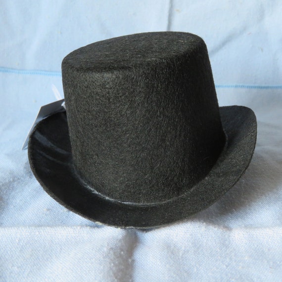 Felt Top Hat5.5 Inch Oval.snowman 