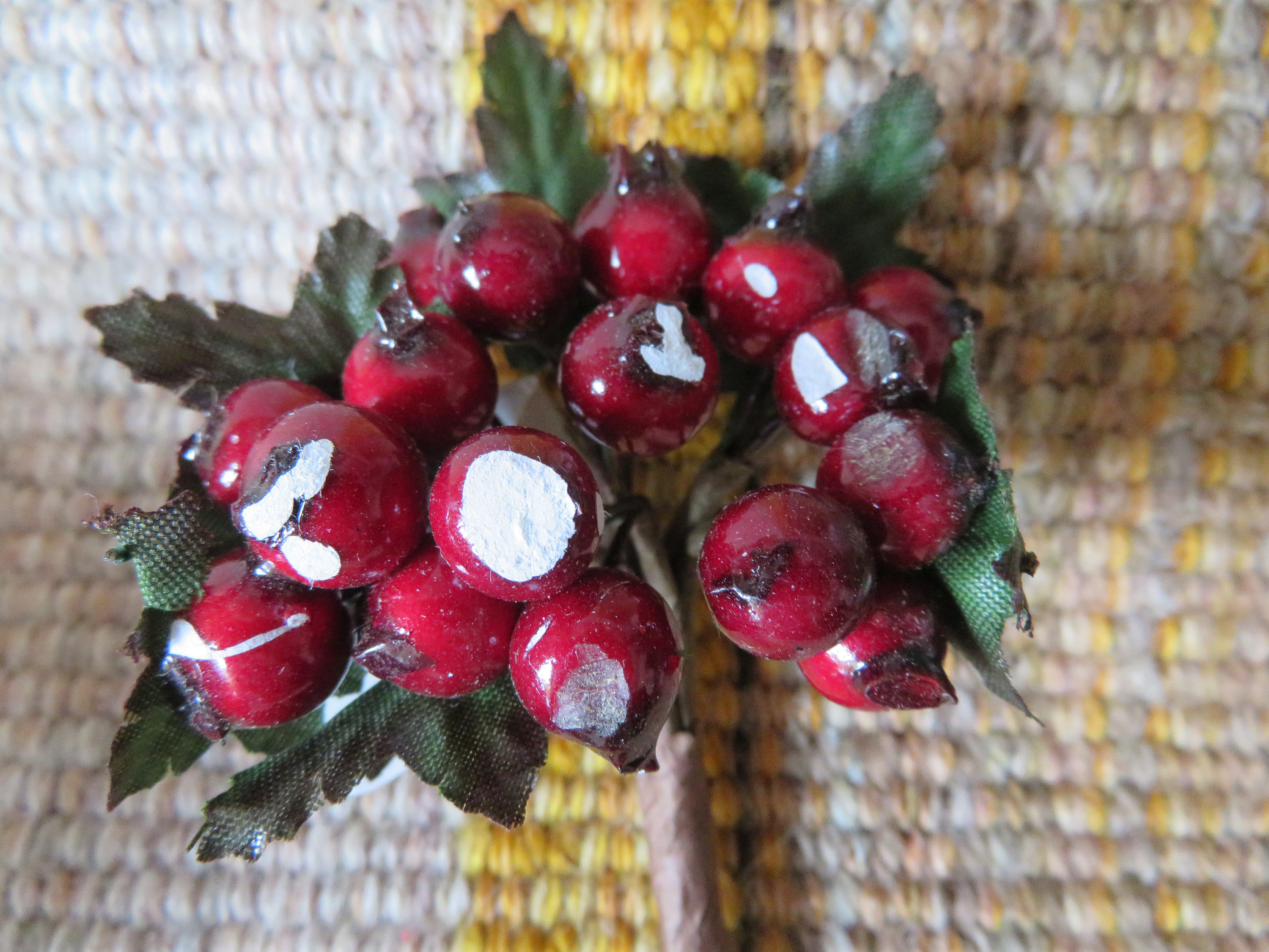 Gadpiparty 10pcs Christmas Imitation Berries Artificial Berry Stem Winter  Berry Stems Wreath Garland Sticks Fall Berries Xmas Wreath Crafts Flower