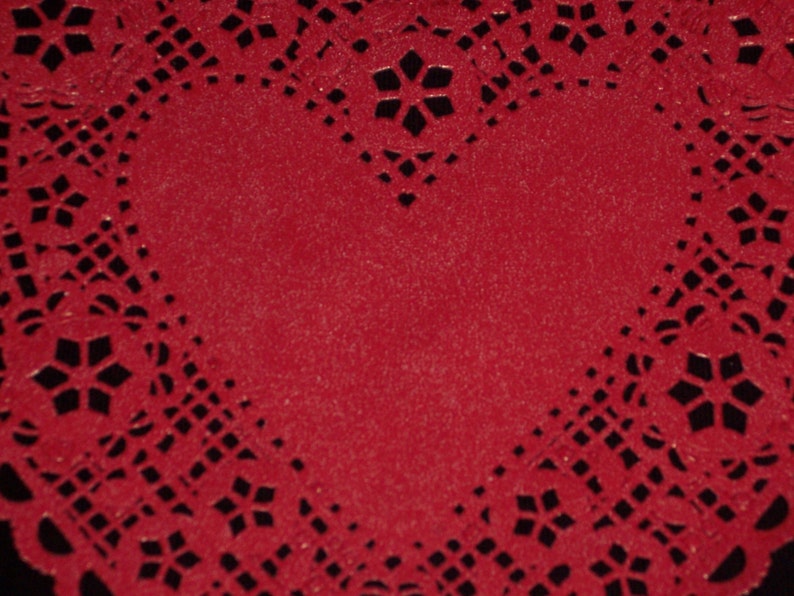 red heart doilies,8 inch,Royal Lace,25/pkg,Valentine's day cards,Weddings,bakery display,Mother's Day,kid's art,Made in USA,cardmaking image 2