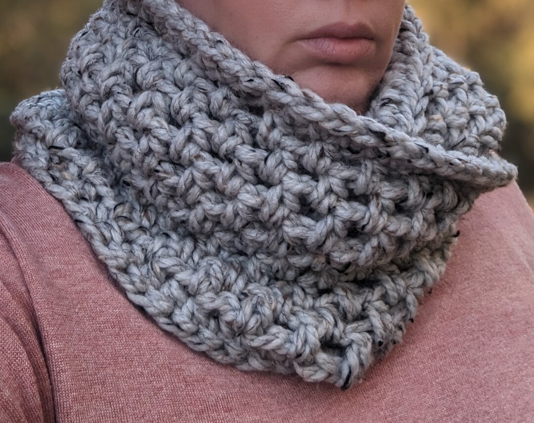 Chunky Infinity Scarf / Crochet Cowl / Handmade - Etsy