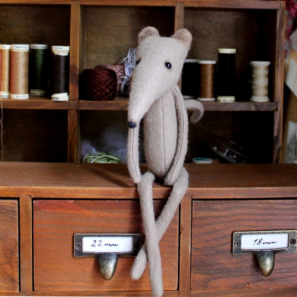 Shelf Mouse - Pdf sewing pattern