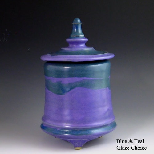 Ceramic Custom Pet shops Urn, Urn for Dog, Personalized Pet Urn, Dog Urn, Pottery Handmade Urn, Custom Memorial Urn, 80 cubic inch urn