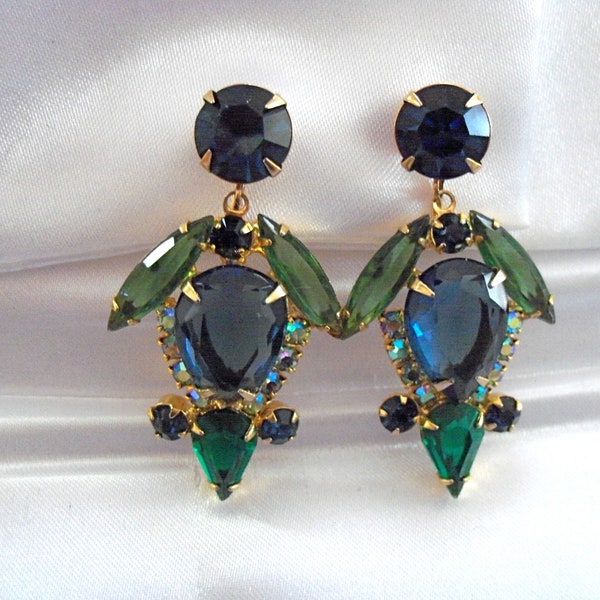 Vintage Rhinestone Clip on Earrings