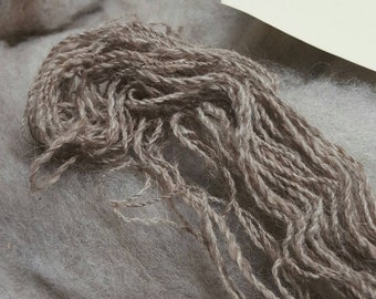 Musket gray beige Shetland wool roving Shave 'Em 2 Save 'Em
