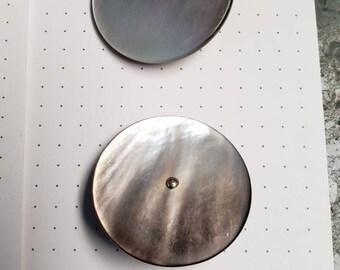 Smoked Pearl Gray Shell Abalone buttons