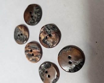 Brown modern shell button 23 mm set of 6