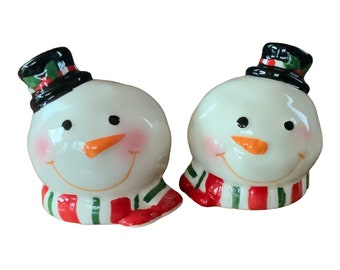 Snowmen Heads Salt and Pepper Shakers Hand Painted Christmas Salt and Pepper