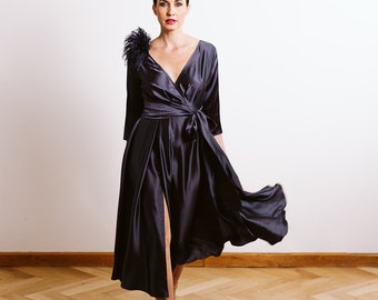 Vestido de noite em cetim de seda, azul marinho escuro