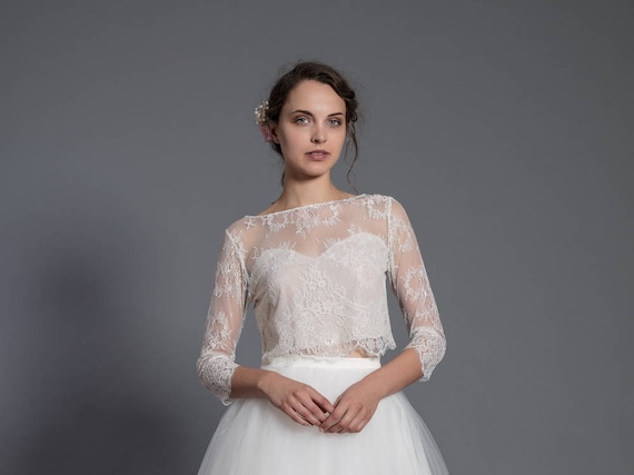 Dos grados embudo compañerismo Blusa de encaje de boda blusa de encaje crudo top elegante - Etsy España