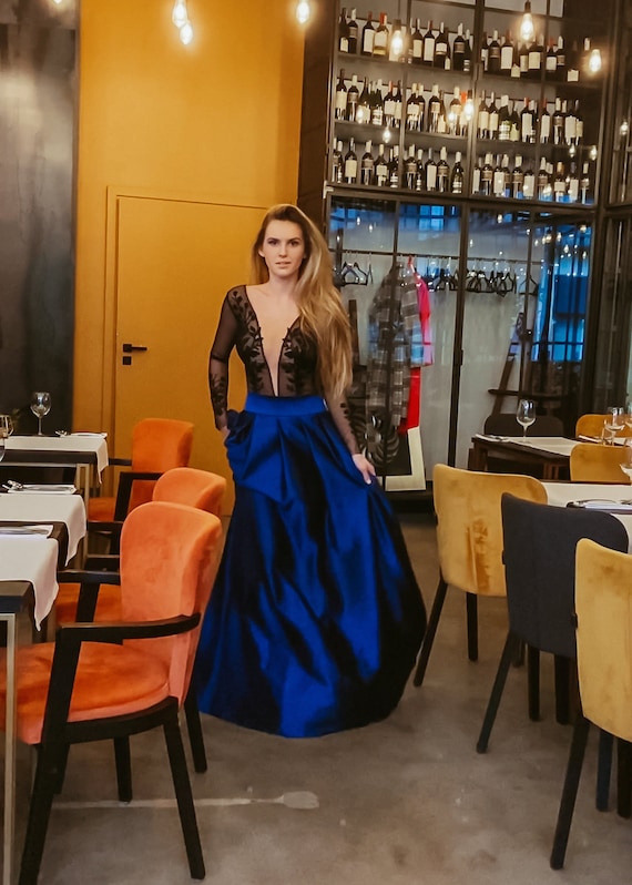 Navy blue elegant skirt hotsell