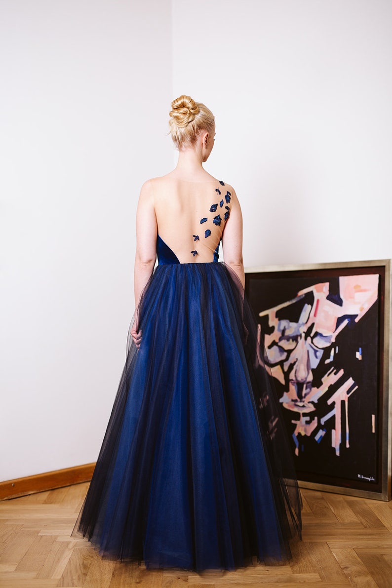 Blue ball gown, blue gown with open back, evening gown, colored bride, alternative bride dress, velvet and tulle dress image 4