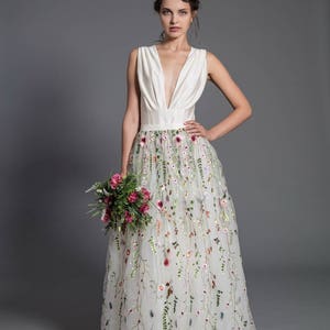 Floral wedding skirt, off white maxi tutu tulle skirt, lace maxi skirt, floral tutu skirt, wedding gown, embroidery tulle skirt, maxi skirt image 4
