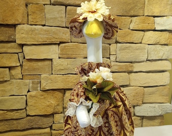 Porch Goose Dress / Light Brown Medallion Print Outfit with Cream Lace