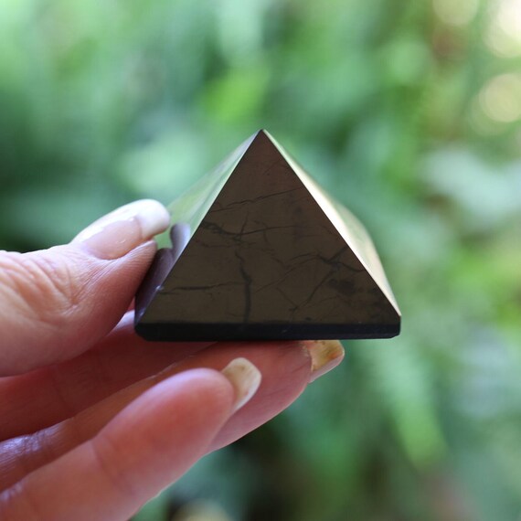 Karelia Shungite Pyramid 40mm 1.57in BETTER Than Orgone EMF & 5G Protection