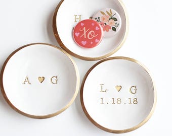 Personalized Ring Dish / Wedding Ring Holder / Initials and Date Jewelry Dish / Wedding Gift / Engagement Gift / Anniversary / Gift for Her